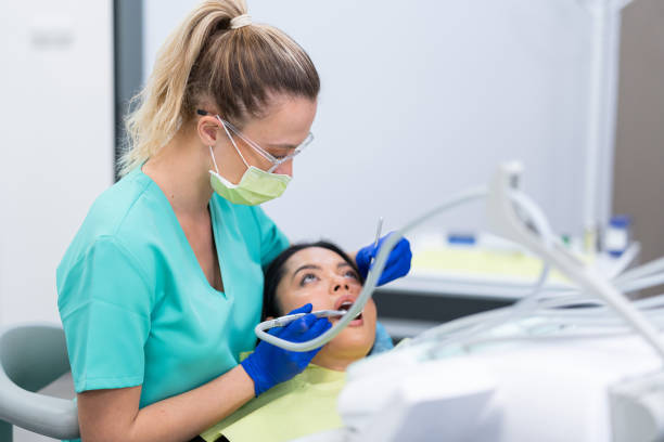 Best Dentist for Tooth Abscess  in Benavides, TX